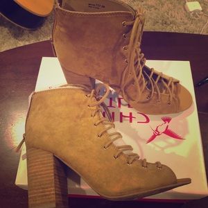 Chinese Laundry z-biggest micro suede cashew